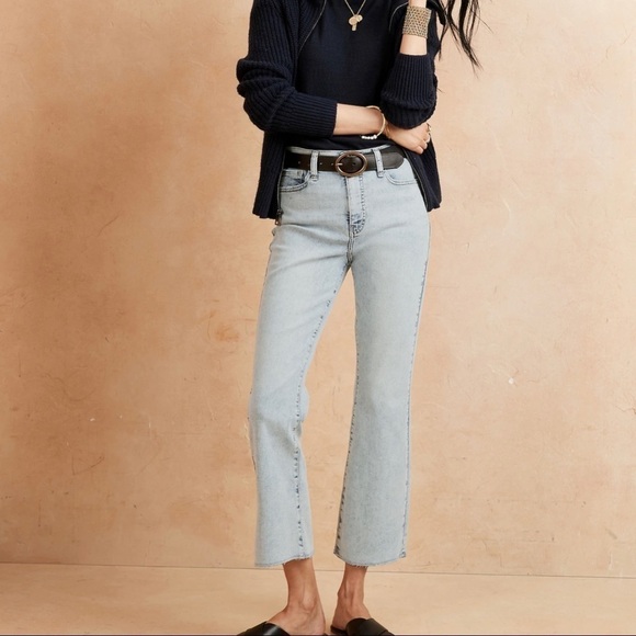 Banana Republic Cropped Bootcut Jean Light Wash - 25 - Picture 3 of 7